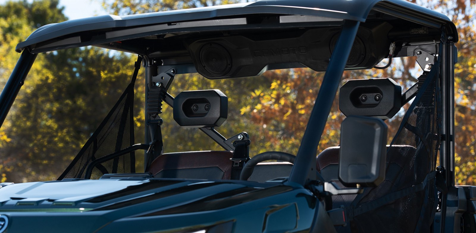 UFORCE U10 PRO HIGHLAND · Opening glass windscreen